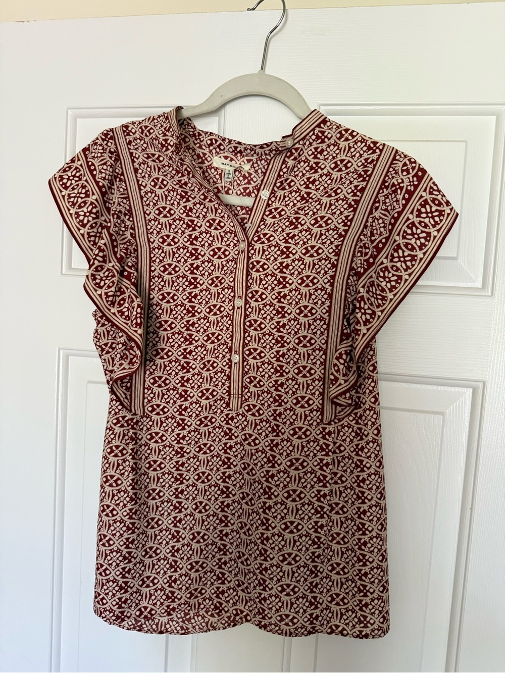 Max Studio Red and Cream Printed Flutter Sleeve Blouse